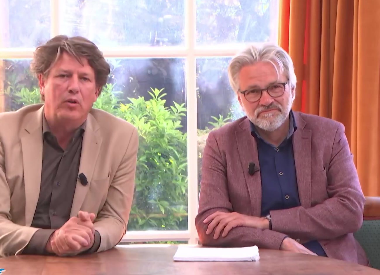 Ad Verbrugge en Govert Buijs — uit de uitnodigingsfilm voor Diepgravers